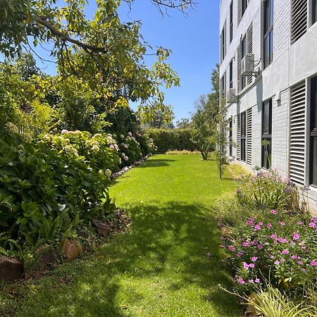 Luxery Gem In Stellenbosch Apartment Exterior photo